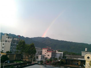 多久没见过雨后的彩虹了
