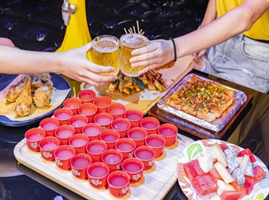 29元抢价值309元双人酒水套餐！厦门这家新开的小酒馆，已经成为年轻人的解压圣地！